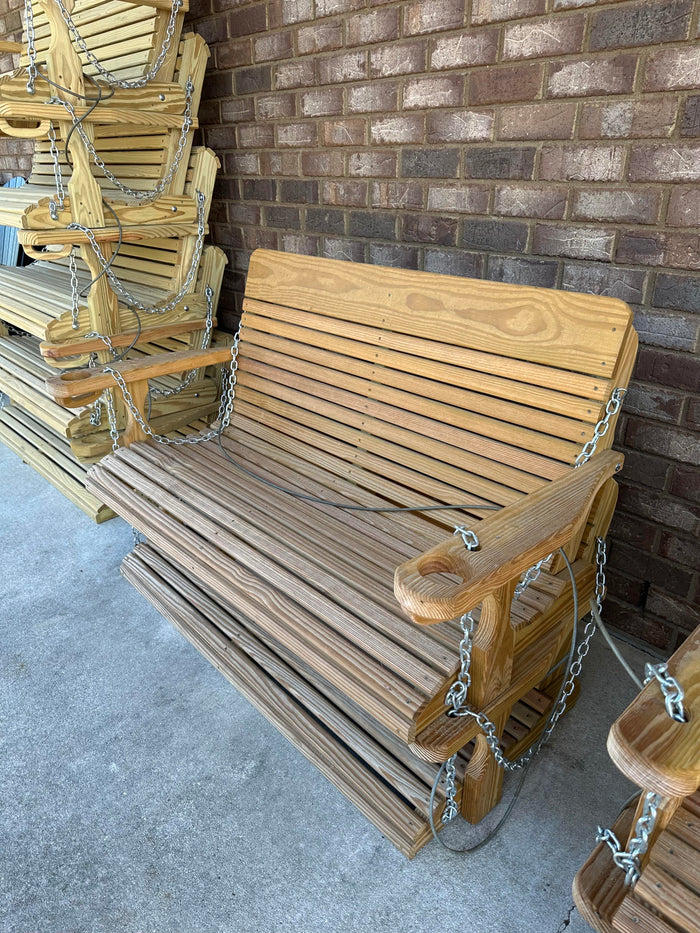5’ Wooden Swing with Cup Holder