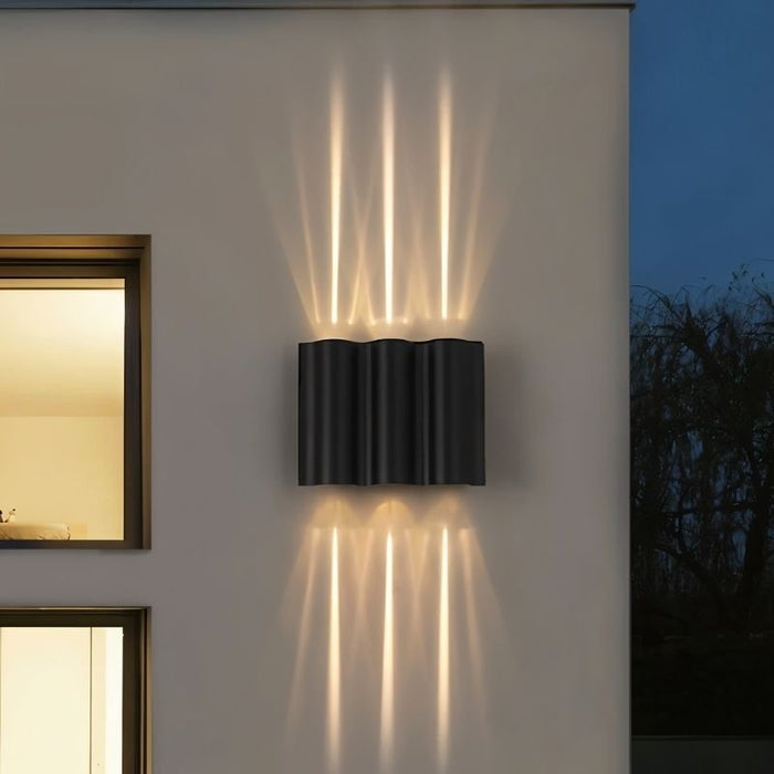 Airan Wall Lamp