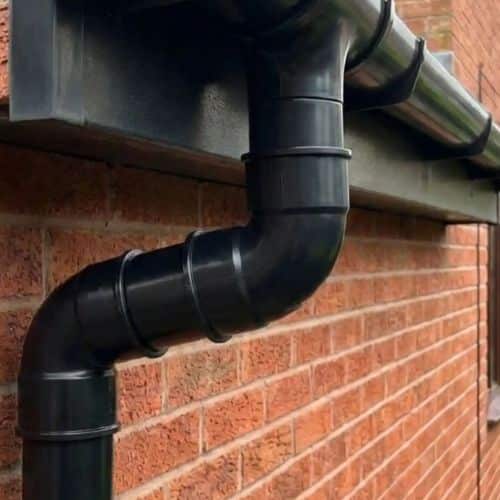 Aquaflow Plastic Round 92.5° Offset Bend 68mm Downpipe fitted on gutter
