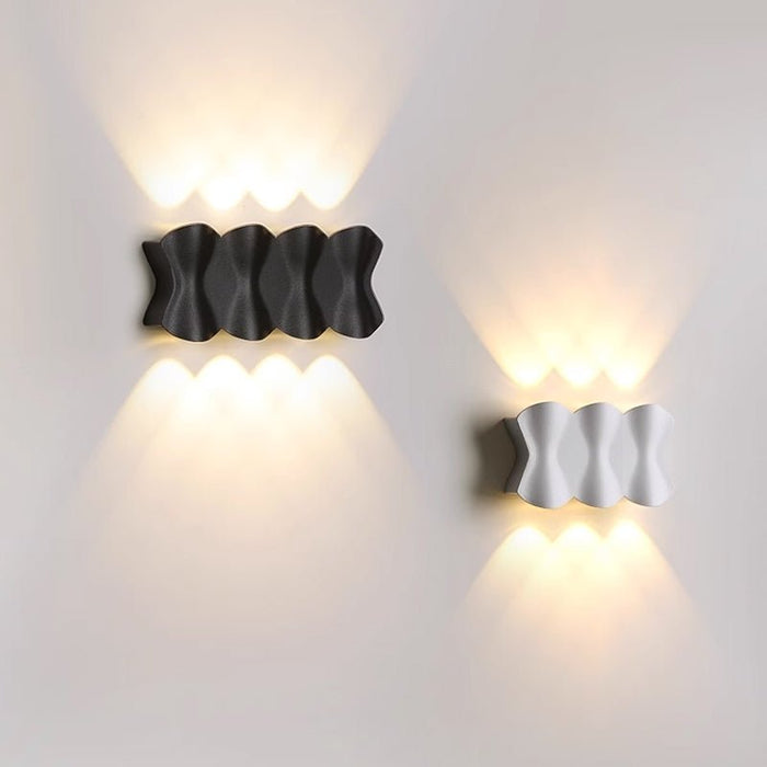 Eos Outdoor Wall Lamp - Level Decor