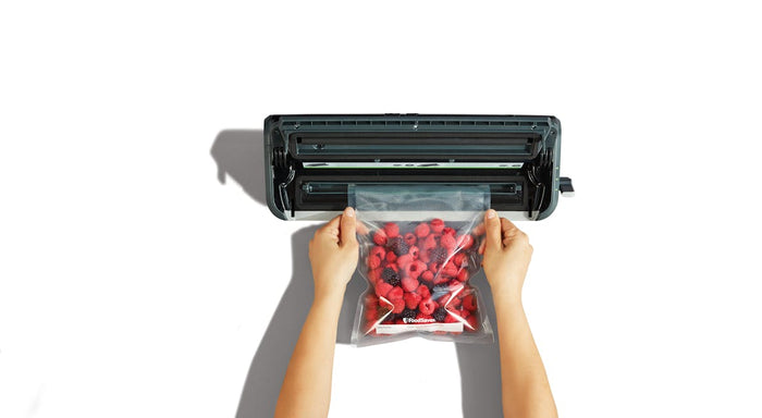 FoodSaver® FM2000 Vacuum Sealing System