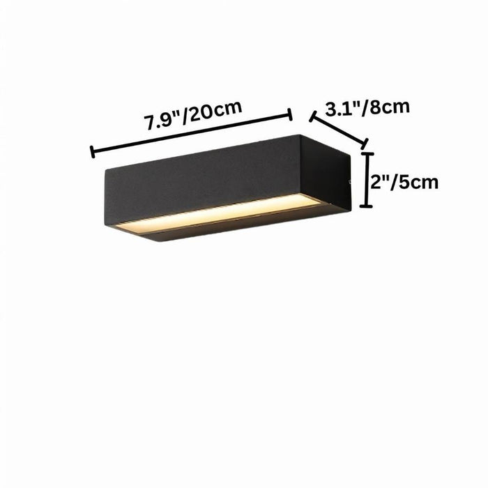 Funningur Wall Lamp