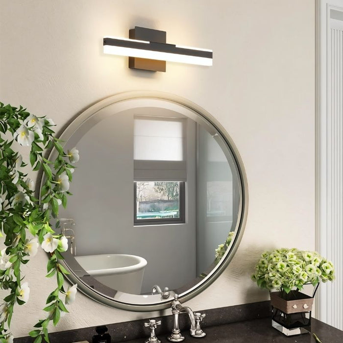 Galabe Wall Lamp