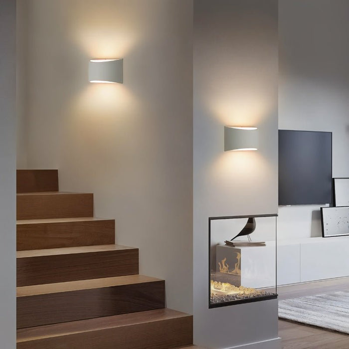 Hetta Wall Lamp