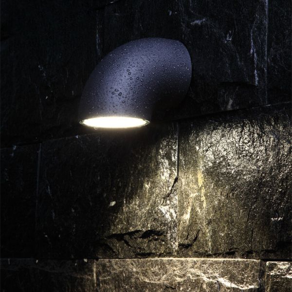 Hortus Outdoor Wall Lamp - Level Decor