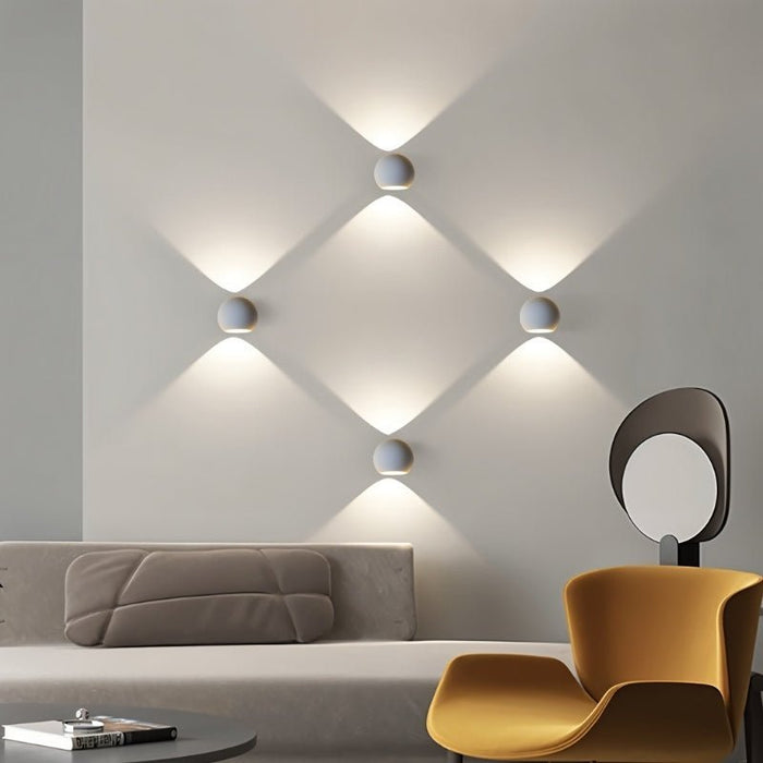 Kittila Wall Lamp