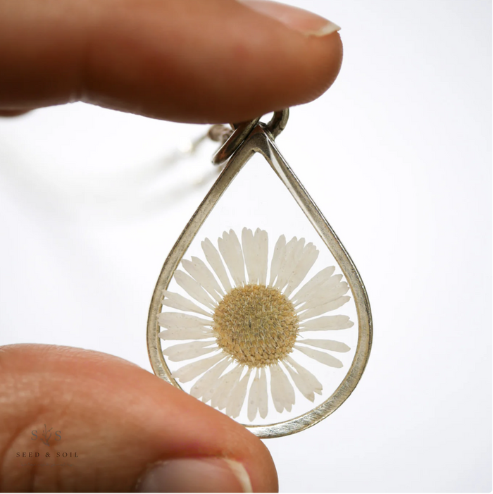 Large Teardrop Necklace - Wild Daisy