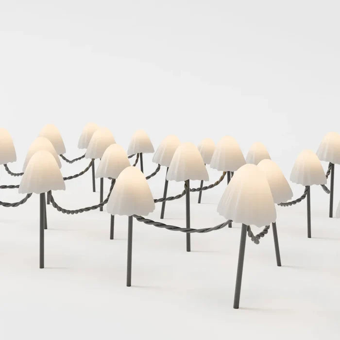 Leeward Garden Lamp