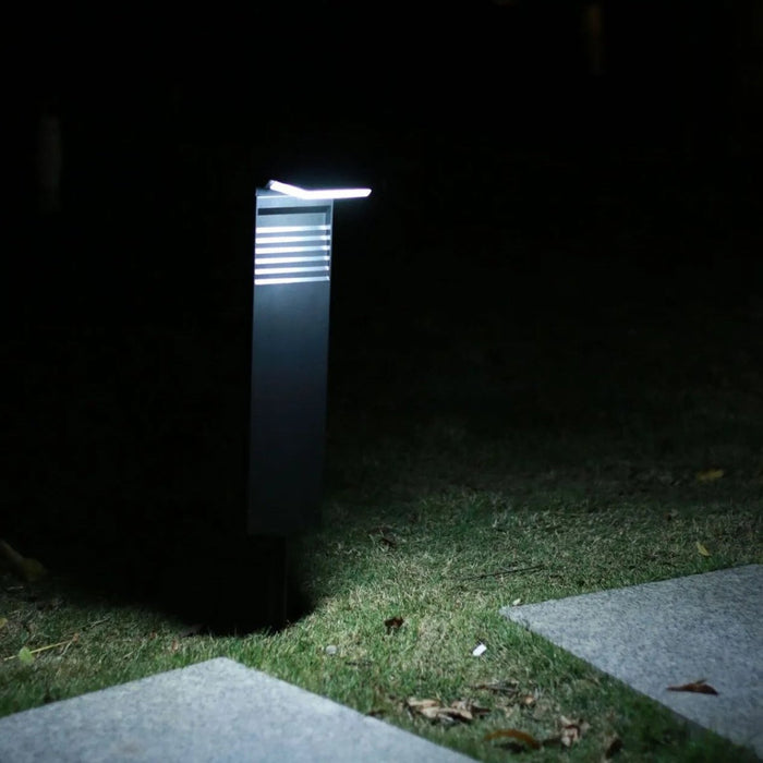 Lucas Outdoor Garden Lamp - Cool White / 6.2" x 3.5" x 16.1" / 16cm x 9cm x 41cm - Level Decor
