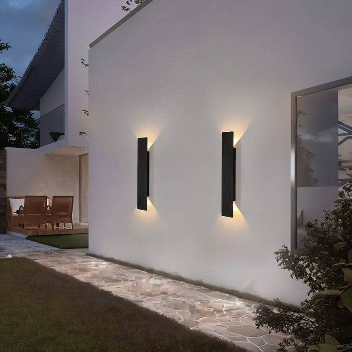 Odemis Wall Lamp