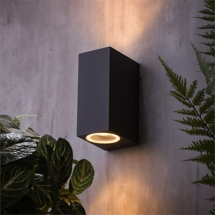 Pyha Wall Lamp