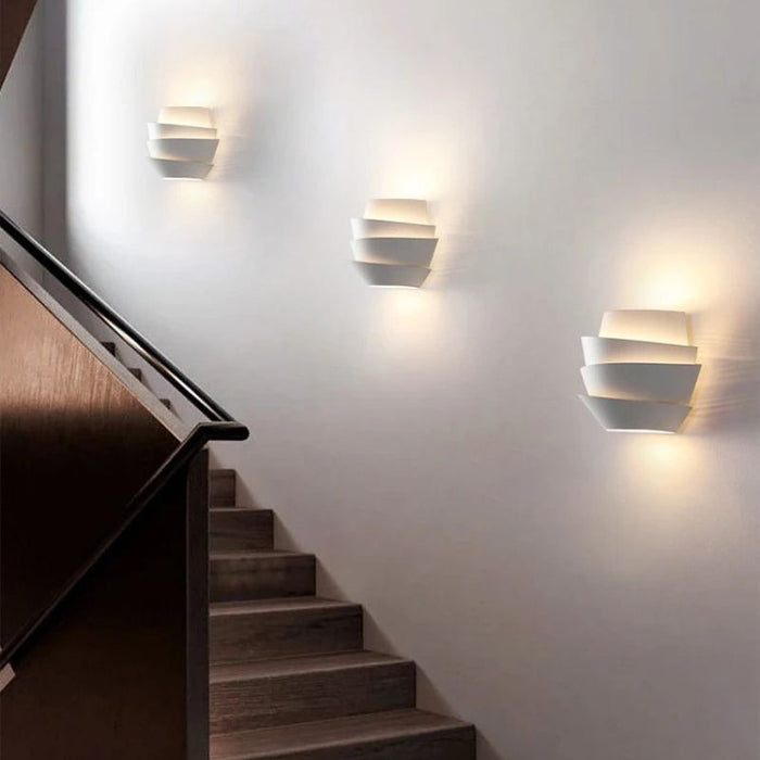 Reil Wall Lamp