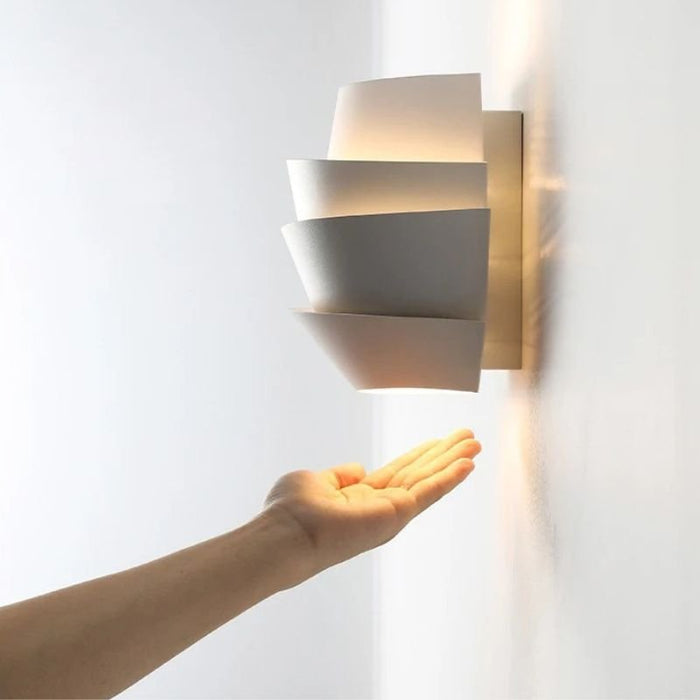 Reil Wall Lamp