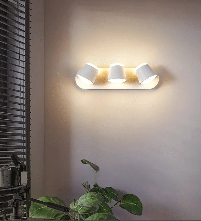 Seraph Wall Lamp - Level Decor