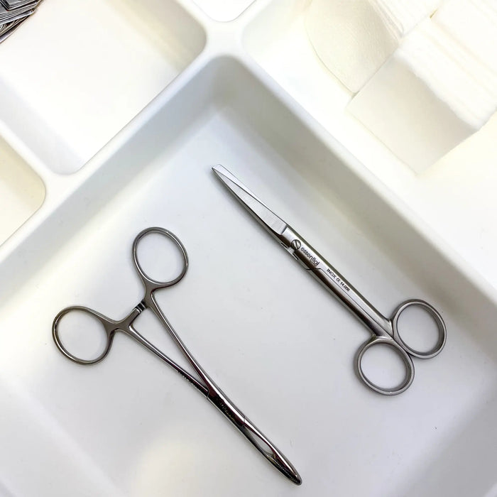 Straight stainless steel doctor scissors - Dismountable - Dauphin model - Essential by My Podologie
