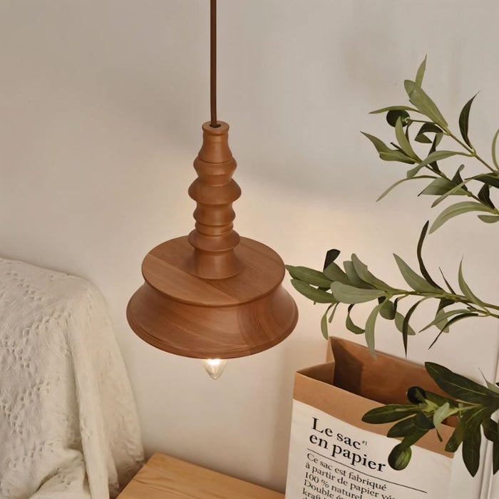 Tavaux Pendant Light