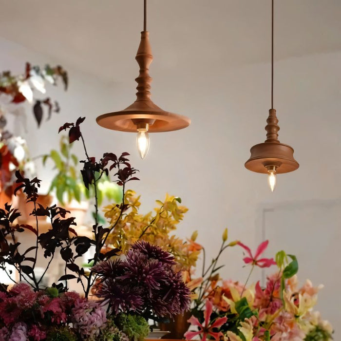 Tavaux Pendant Light