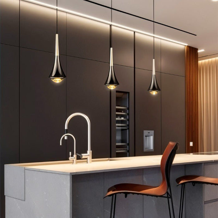 Topaz Pendant Light