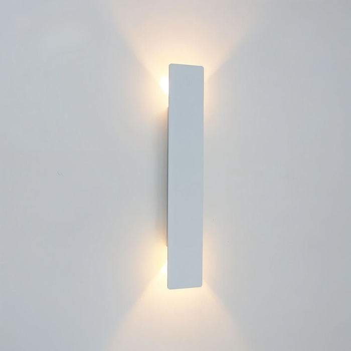 Vidja Wall Lamp
