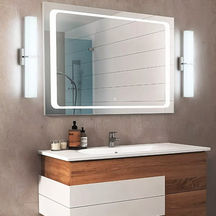 Zephyr Wall Lamp
